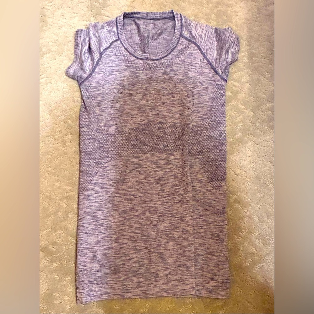 Lululemon top